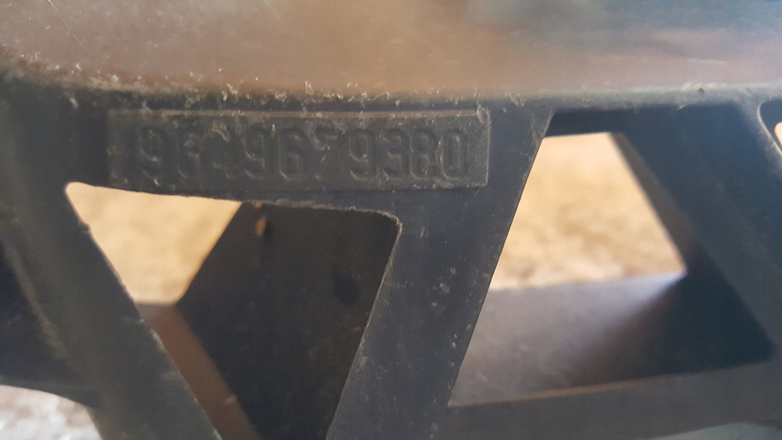 PEUGEOT 207 CC I 07r ślizg zderzaka lewy tył 1859870016