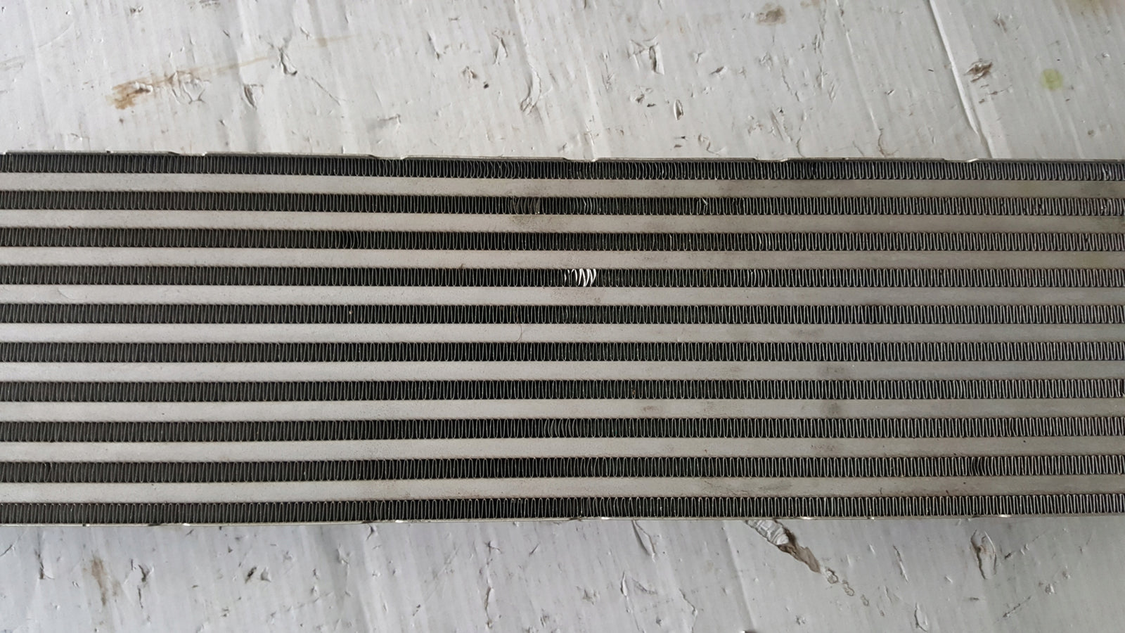 Chłodnica intercooler AUDI A4 (B9) A5 A6 (C8) A7 Q5 8W0145805AD demontaż