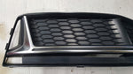 Kratka zderzaka prawy przód AUDI A4 S4 B9 8W0807682K demontaż