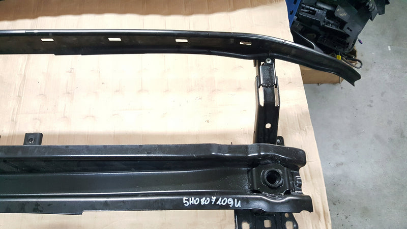 BELKA POD ZDERZAK BELKA ZDERZAKA GOLF VIII LIFT GOLF 8 5H0807109K