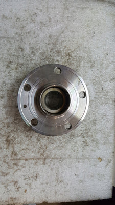 VW nowa piasta koła tył OE 5WA501611