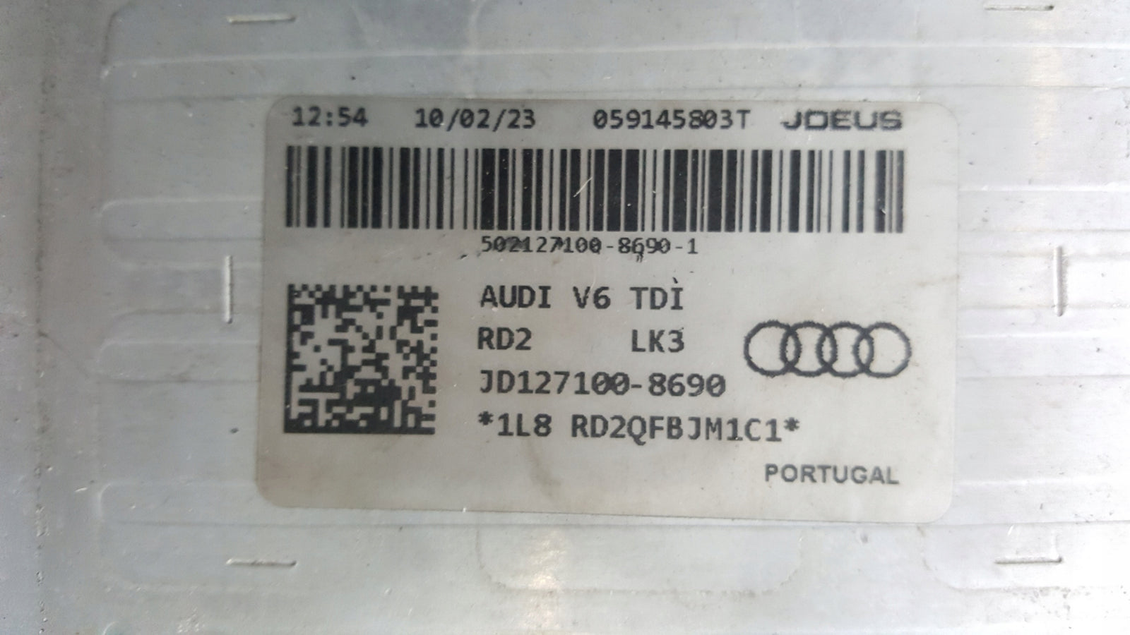 Chłodnica powietrza intercooler 059145803T AUDI A4 B9