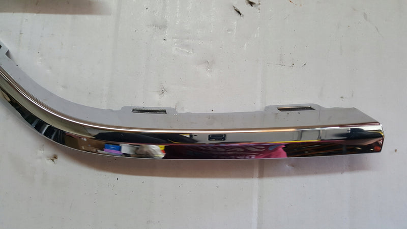Listwa chrom zderzaka prawy tył VW TOURAN 5TA853054 demontaż