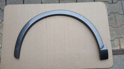 Listwa przednia lewa AUDI Q3 I 8U0 przód lewy 8U0853717A