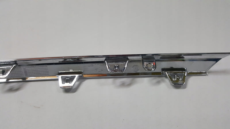 NOWA ORYGINALNA listwa chrom grilla przód prawa strona VW T6 7LA853764