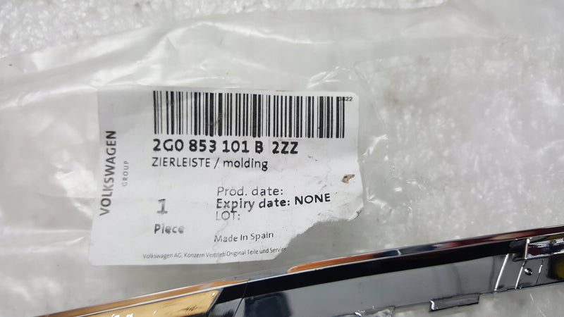 Listwy chromowe P+L przód VW POLO 2G0853101A/101B