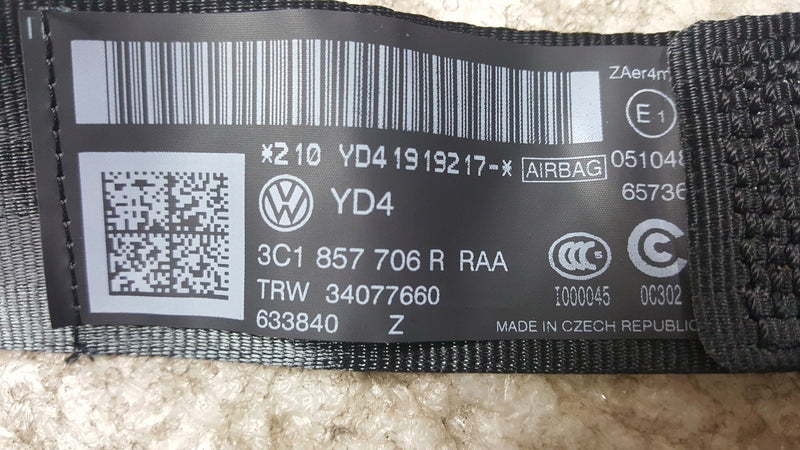 PAS BEZPIECZEŃSTWA NAPINACZ PRAWY PRZÓD VW PASSAT B6 3C1857706R