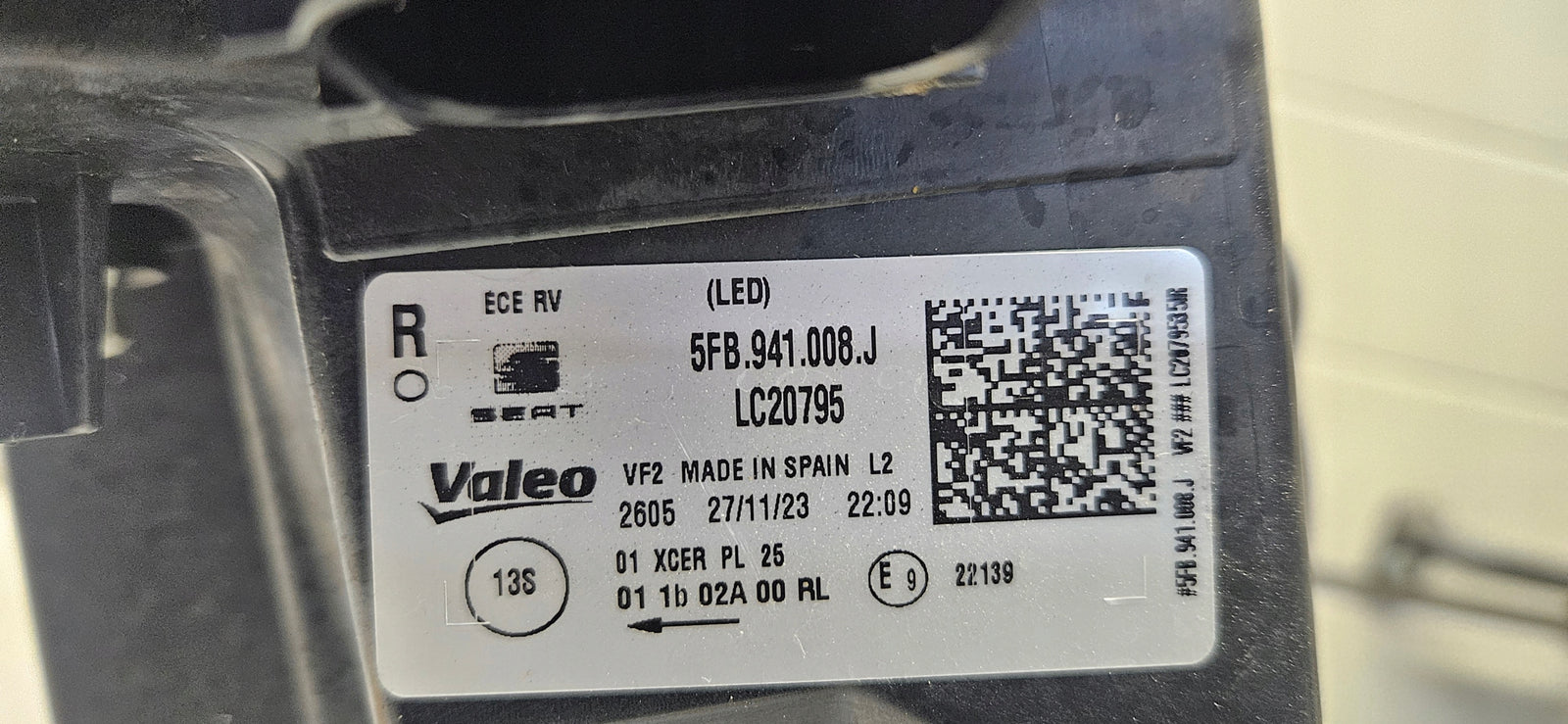 Pr FULL LED Seat Leon 4 5FB941008J 2023r ldeał wraz z platformą mocującą