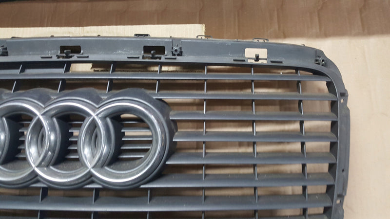 GRILL ATRAPA AUDI A6 C6 4F0853651