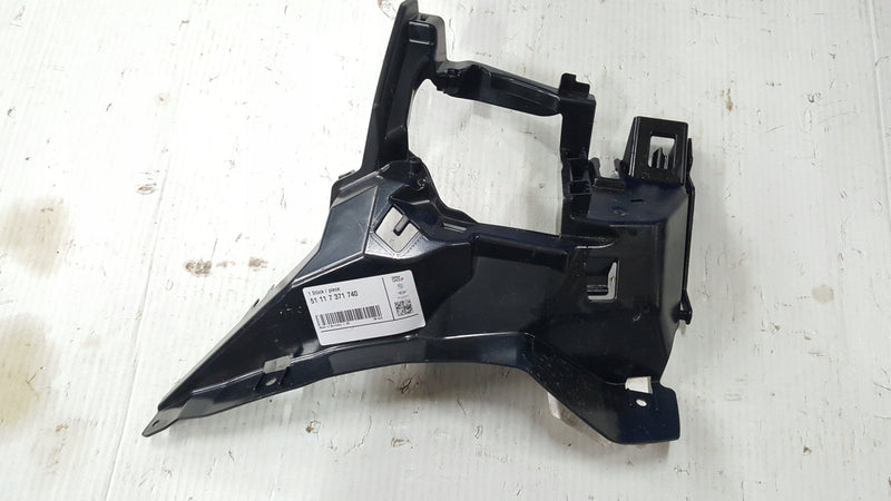NOWY ORYGINALNY ślizg zderzaka przedniego prawa strona BMW 1 F20F21 7371740