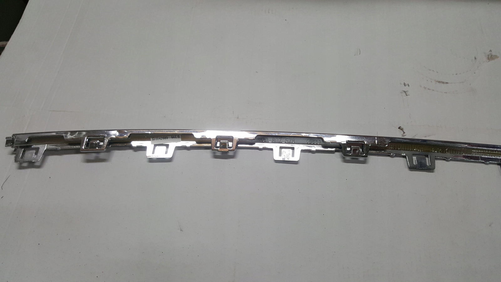 Listwa chrom zderzaka przedniego AUDI A6 (C7) 4G0807578 NOWY ORYGINAŁ