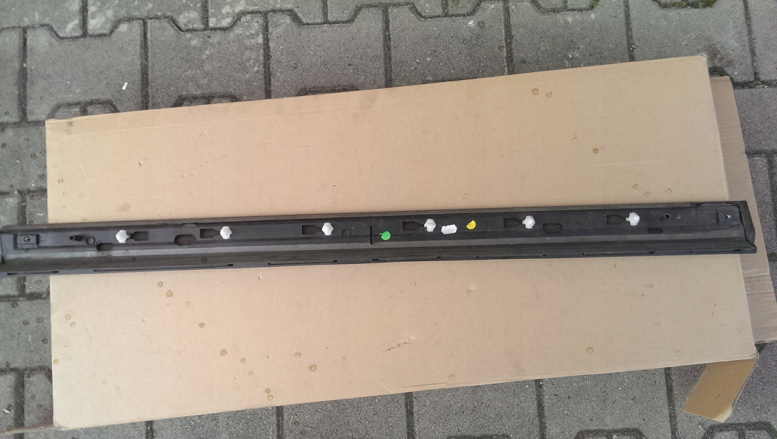 Listwa drzwi prawy przód VW SHARAN 7N0854940H