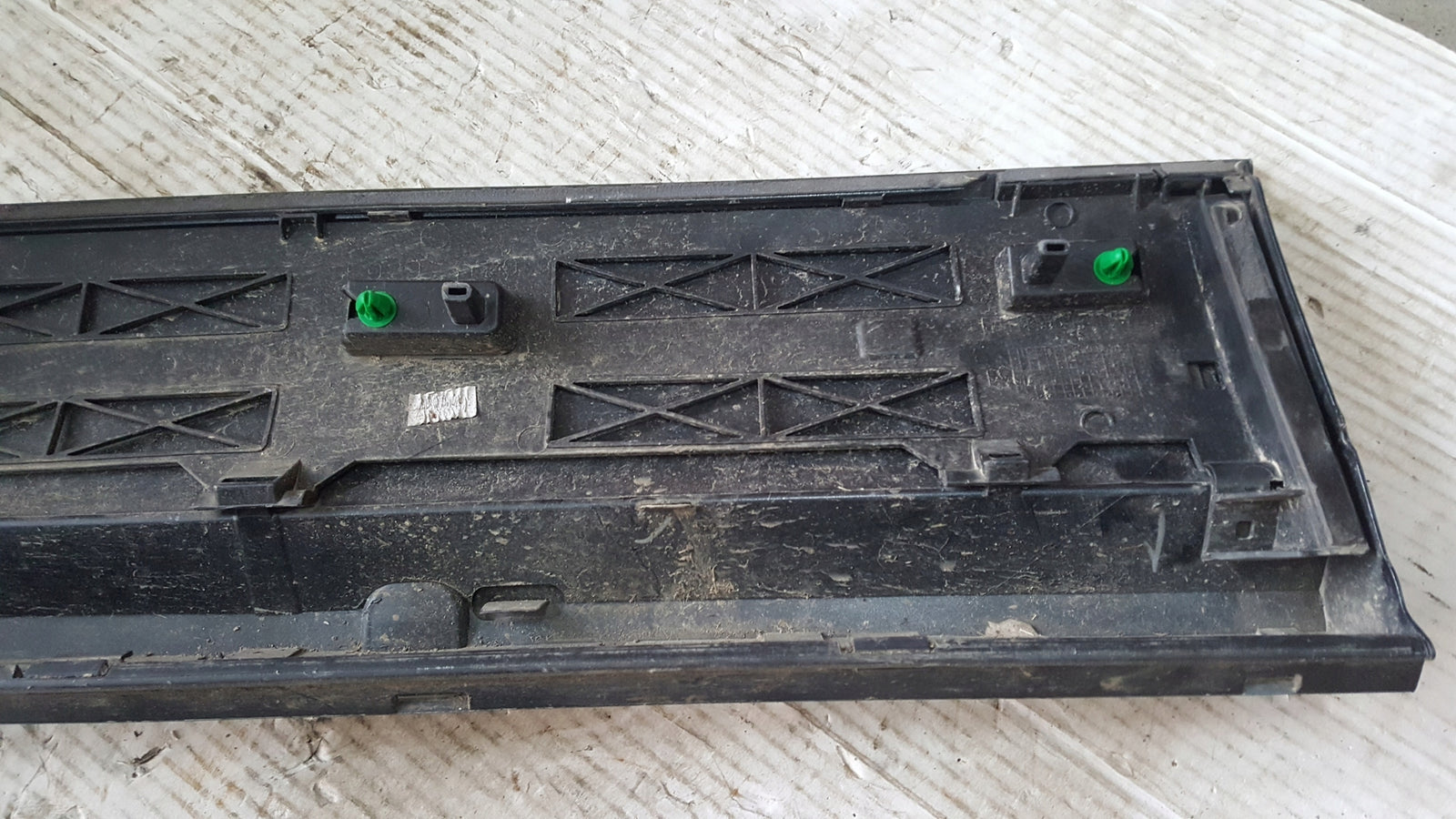 Listwa drzwi prawy przód SEAT ATECA 575854940G