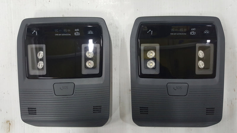 Lampka podsufitki AUDI Q4 89A959569 demontaż