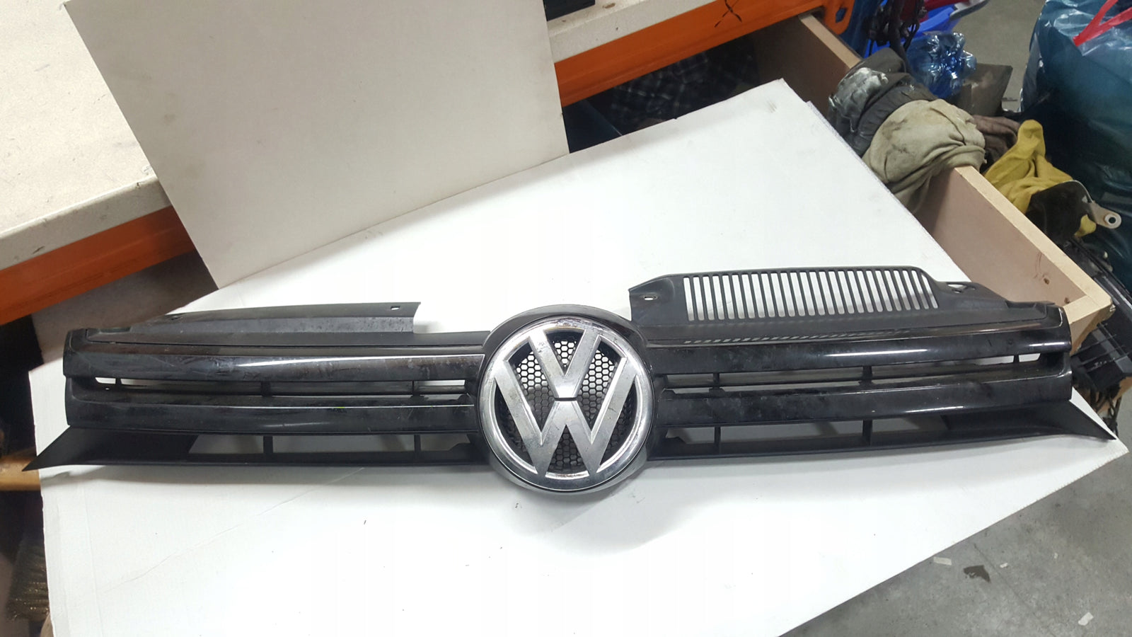 Atrapa grill VW GOLF VI 1K9853651A demontaż