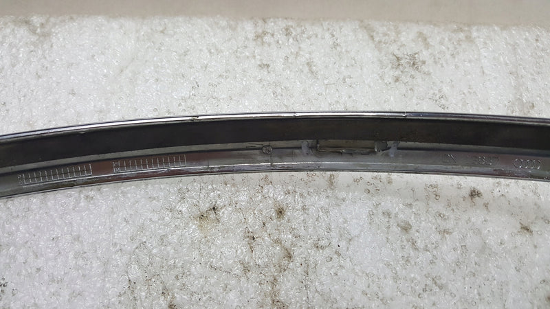 AUDI A6 C6 LIFT 08- OZDOBNA LISTWA CHROM ZDERZAKA PRZÓD LEWA 4F0853065