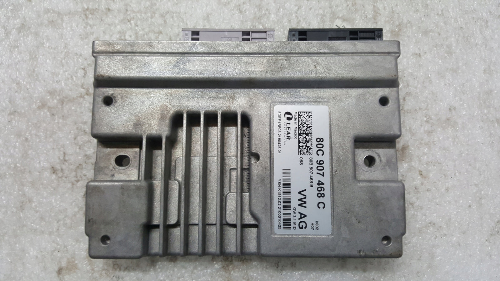 Sterownik moduł GATEWAY- AUDI BENTLEY 80C907468C demontaż