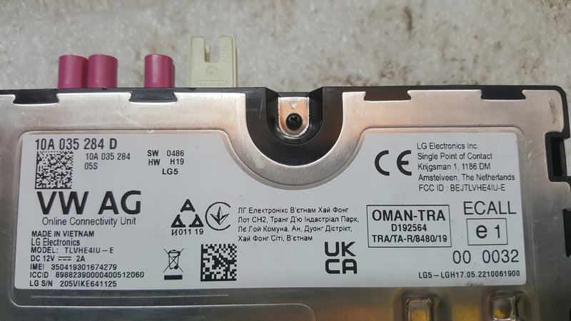 Moduł usług ON LINE VW AUDI SEAT SKODA 10A035284D demontaż