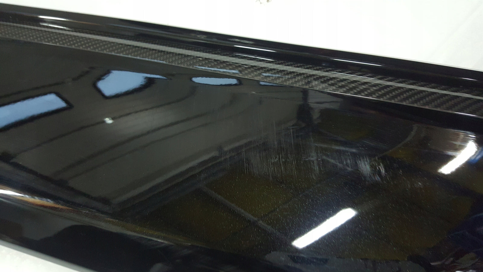 Listwa drzwi LE przód AUDI Q8 4M8853959B demontaż