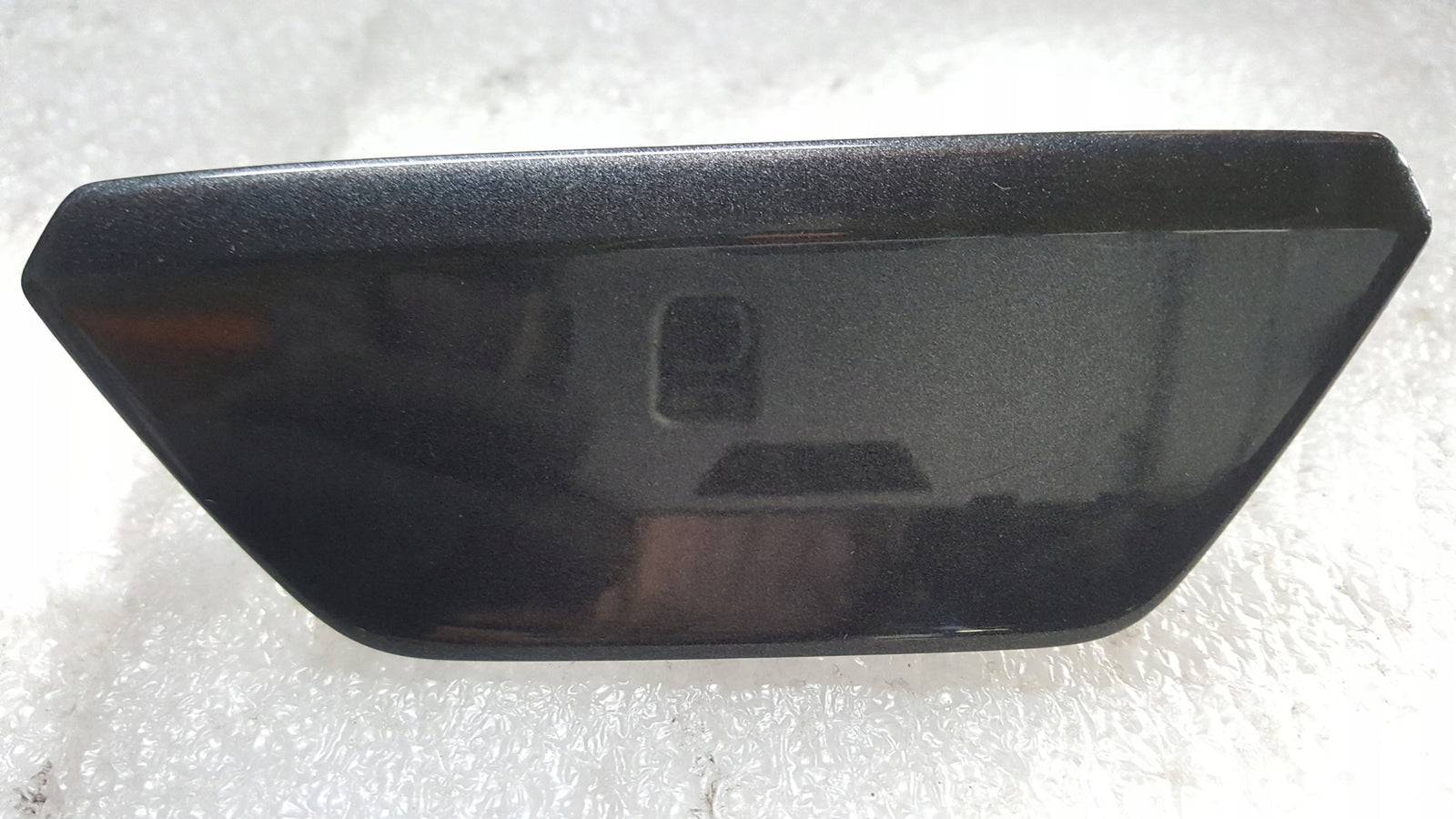 NOWE zaślepki spryskiwaczy lewy + prawy AUDI Q7 4M0807753D 4M0807754D