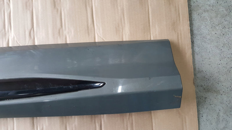 Listwa drzwi prawy przód AUDI Q3 II 83A853960A/B