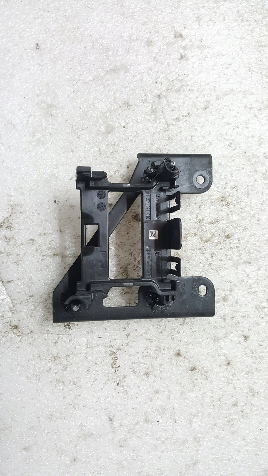 VW AUDI SKODA WSPORNIK MOCOWANIE RADARU 5Q0907461A