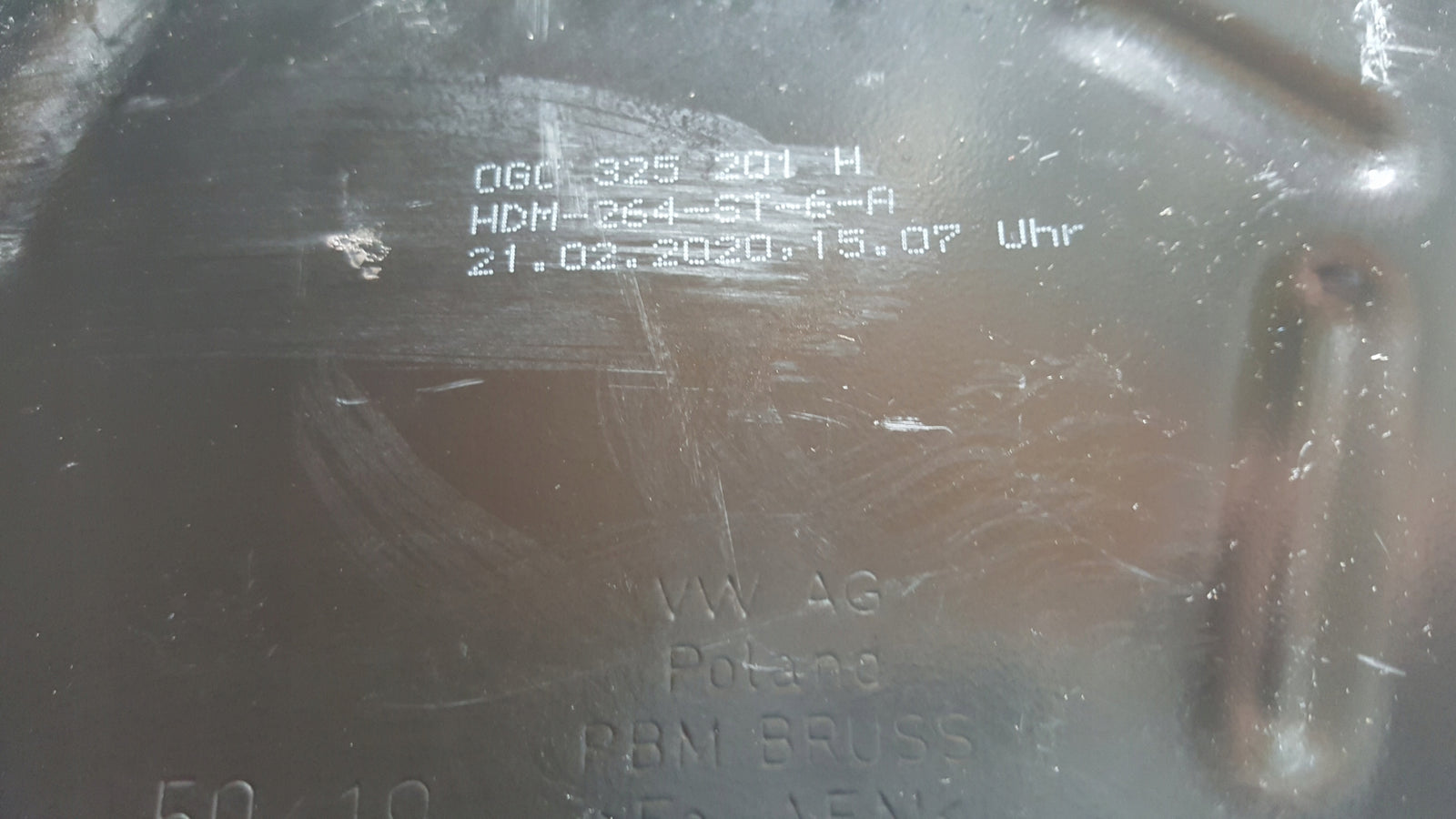 b90a57599bb23fbb51d1c0bb88305543