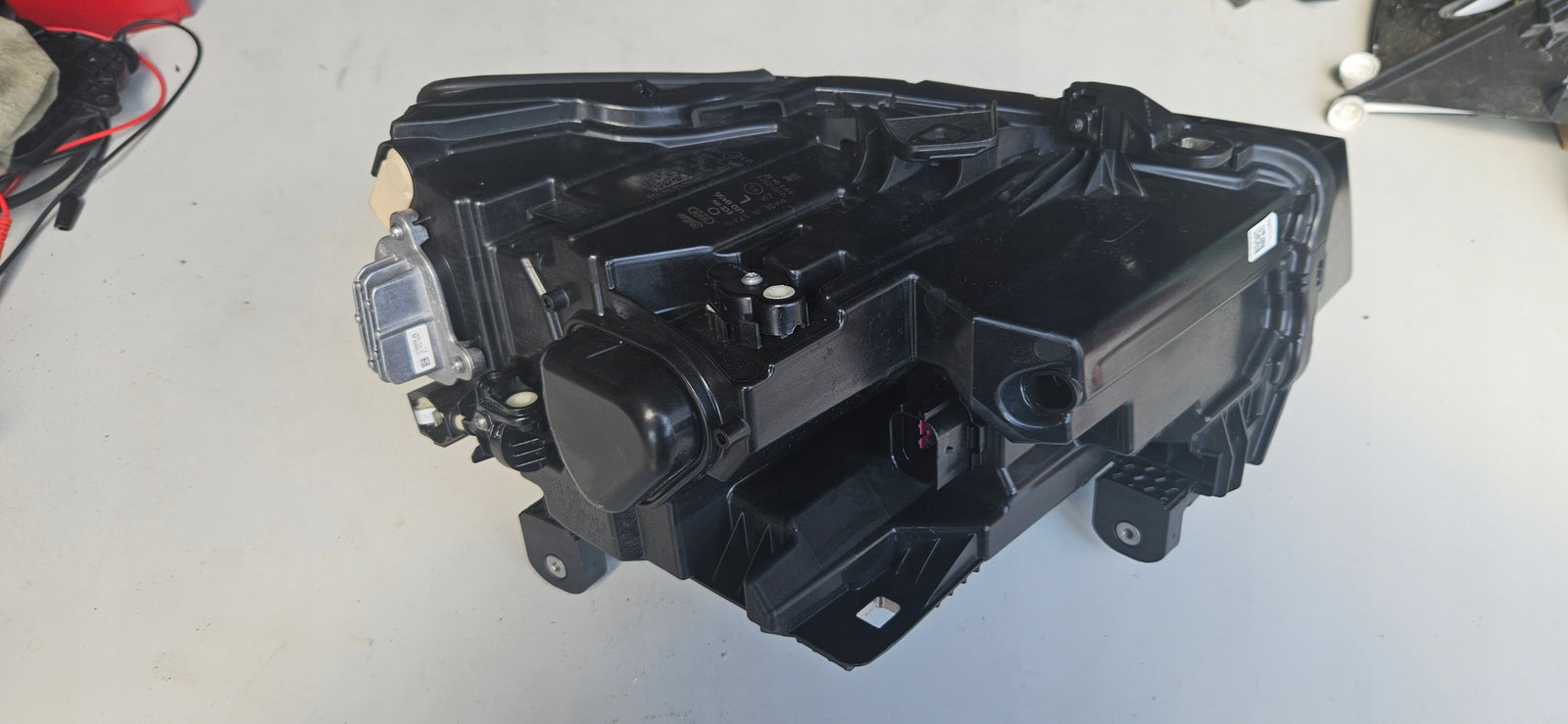 Le reflektor Ful LED AUDI Q2 81A941011C 2023r IDEAŁ