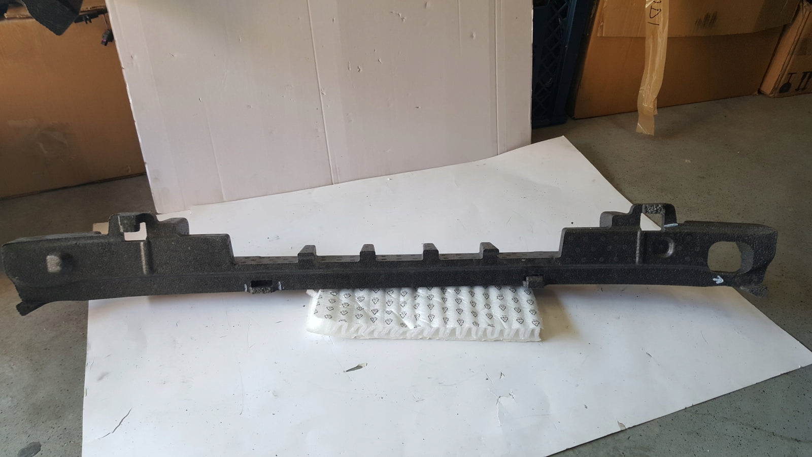 Absorber pianka zderzaka przedniego SEAT LEON 5FA807248C demontaż