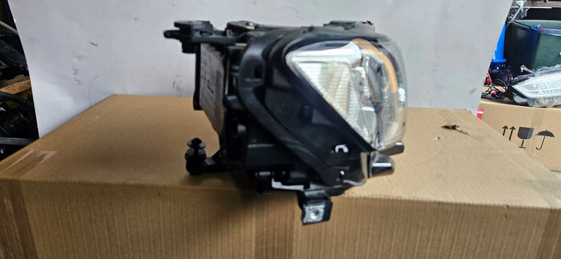 2GA941036H pr VW T-ROC FULL LED 2019r EUROPA