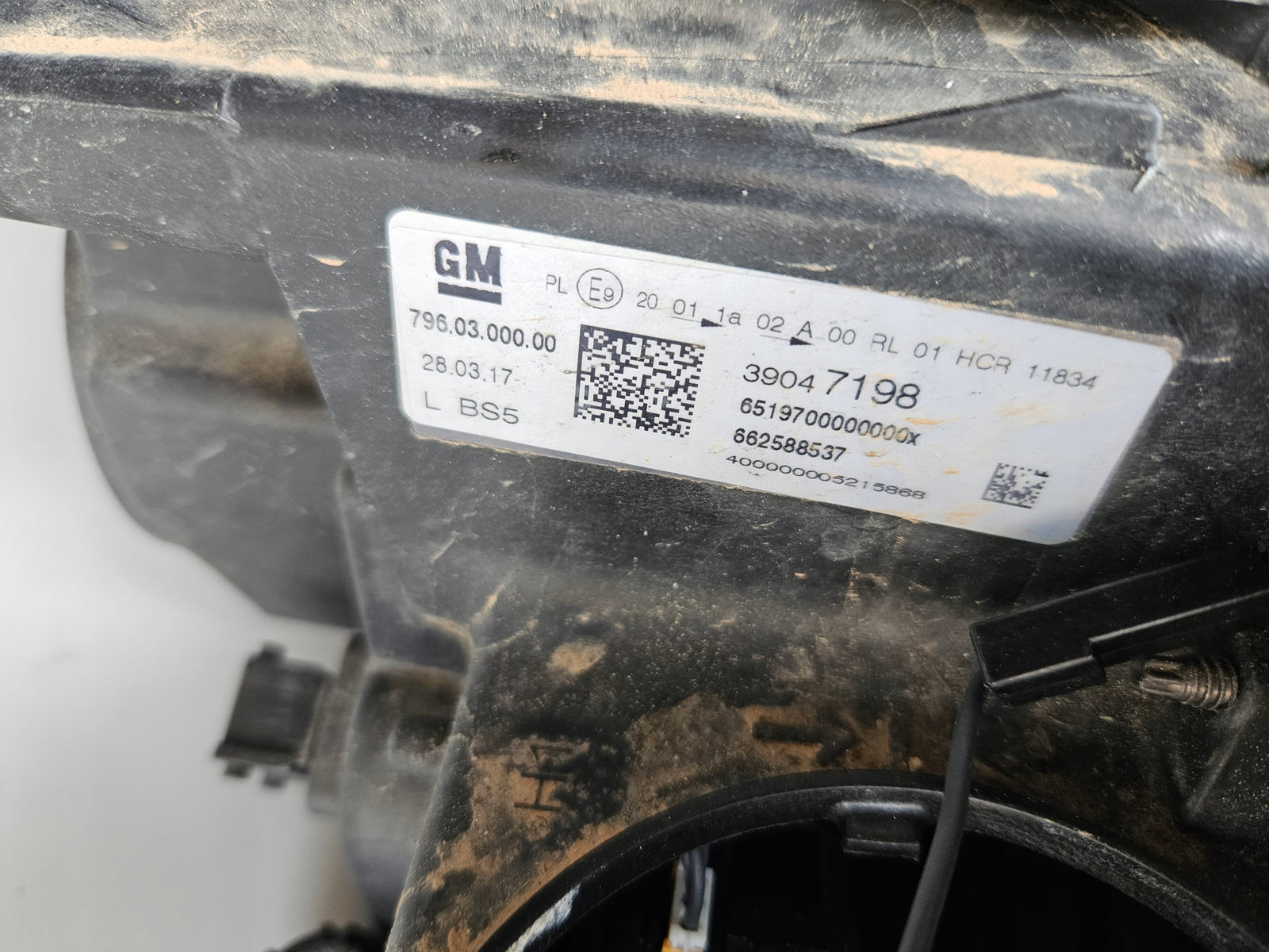 Le reflektor Opel Astra 5 K 7960300000 LED 2017r