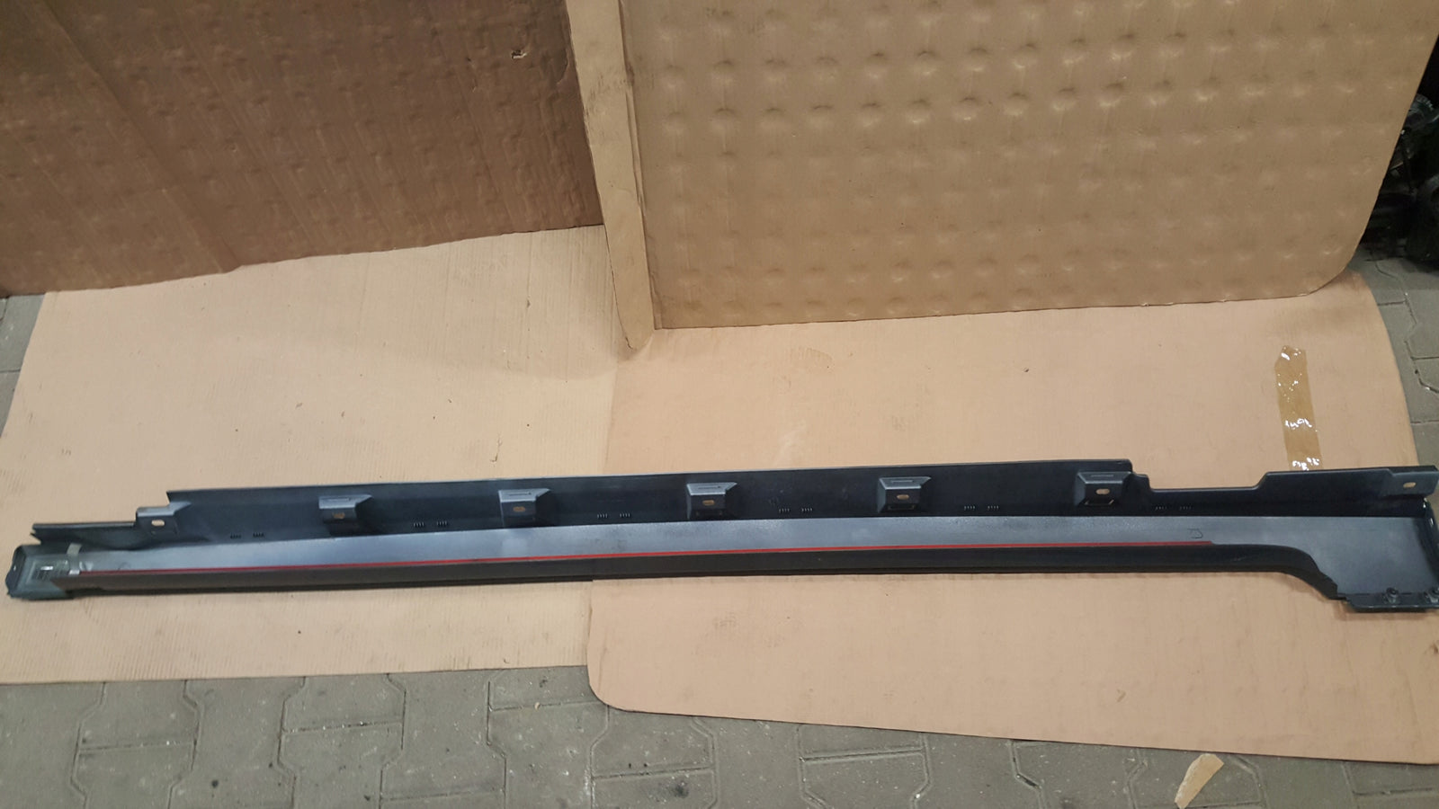 VW PASSAT B8 14- LISTWA PROGOWA LEWA 3G0853857F demontaż