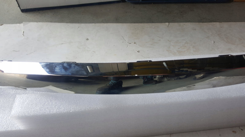 Listwa chrom zderzaka tylnego lewa strona VW TOUAREG 760853841 demontaż