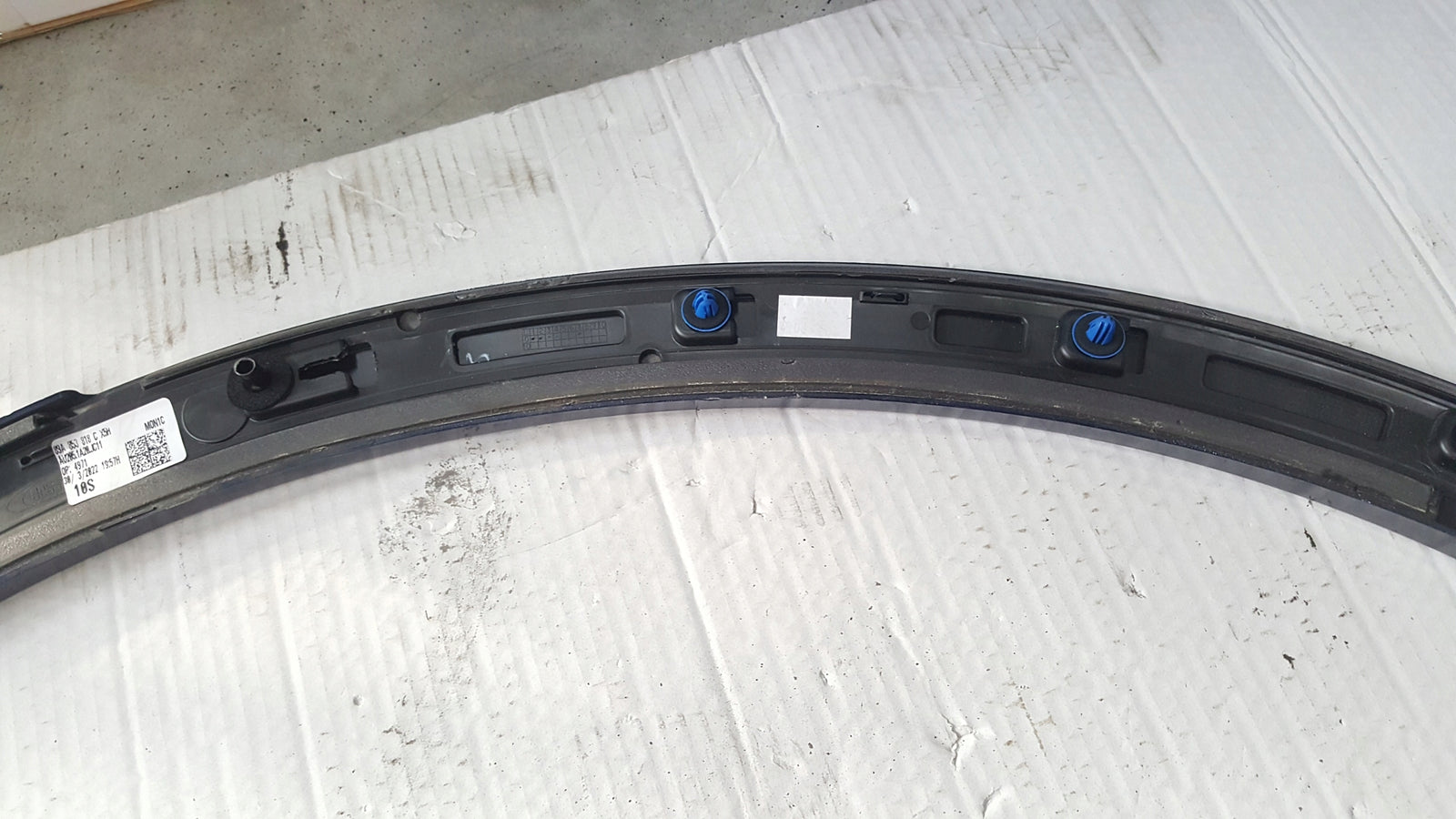 Listwa błotnika PR tył AUDI Q4 E-TRON 89A853818C