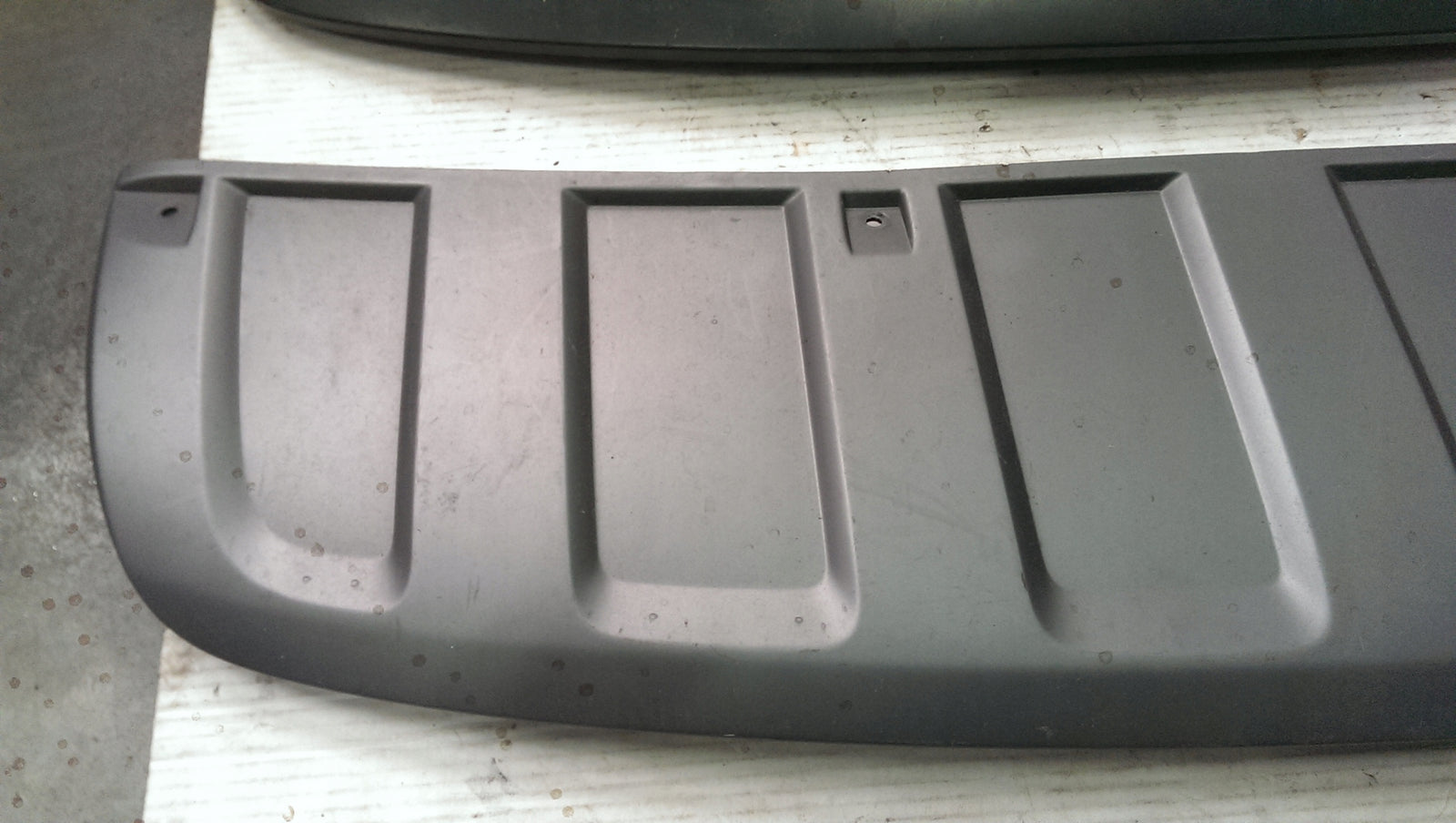 Dokładka spoiler zderzaka przód AUDI Q7 4L0807733B