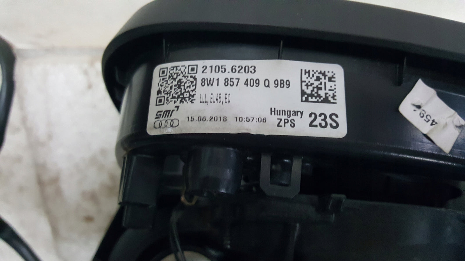 Le lusterko zewnętrzne AUDI A4 B9 2015- 10PIN 8W1857409Q