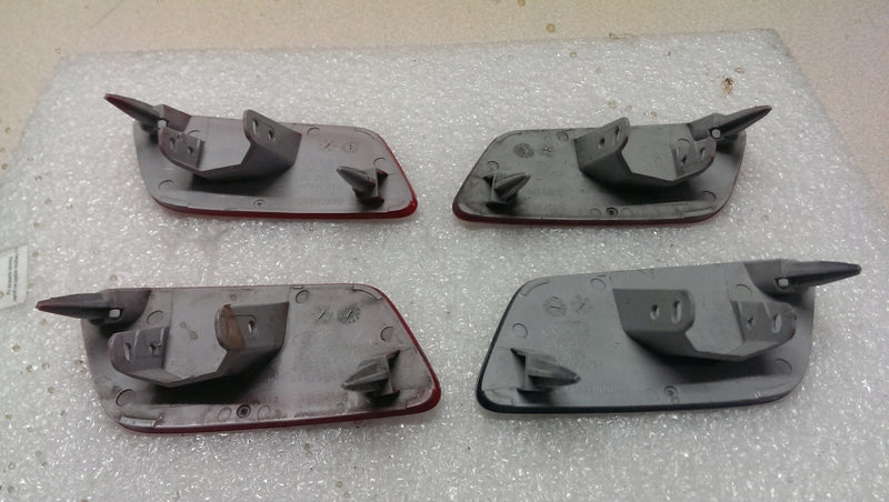 Zaślepki spryskiwaczy LE+PR AUDI A3 8V3955275 276