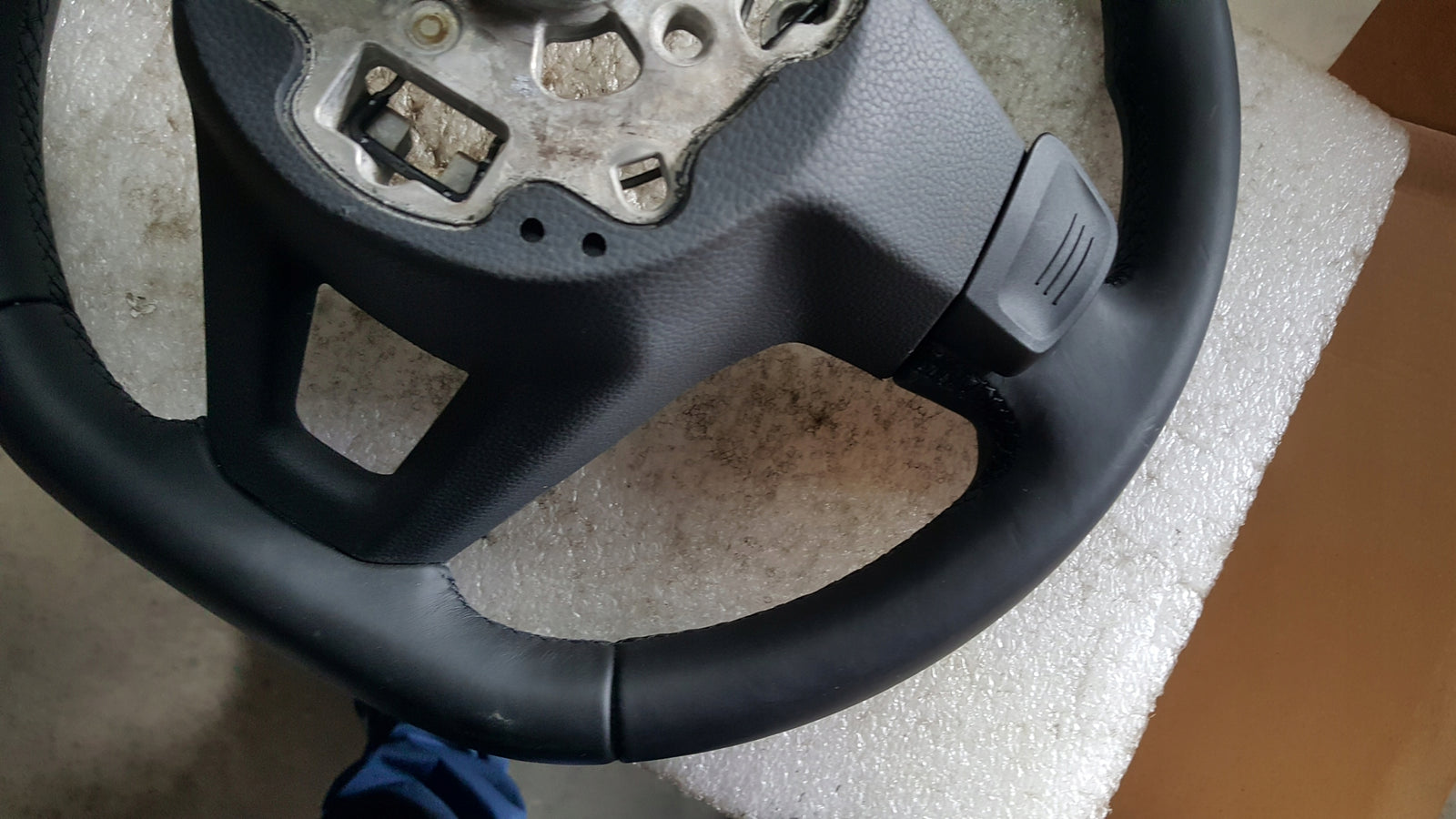 VOLKSWAGEN GOLF VIII KIEROWNICA SKÓRZANA 311625981340-AE