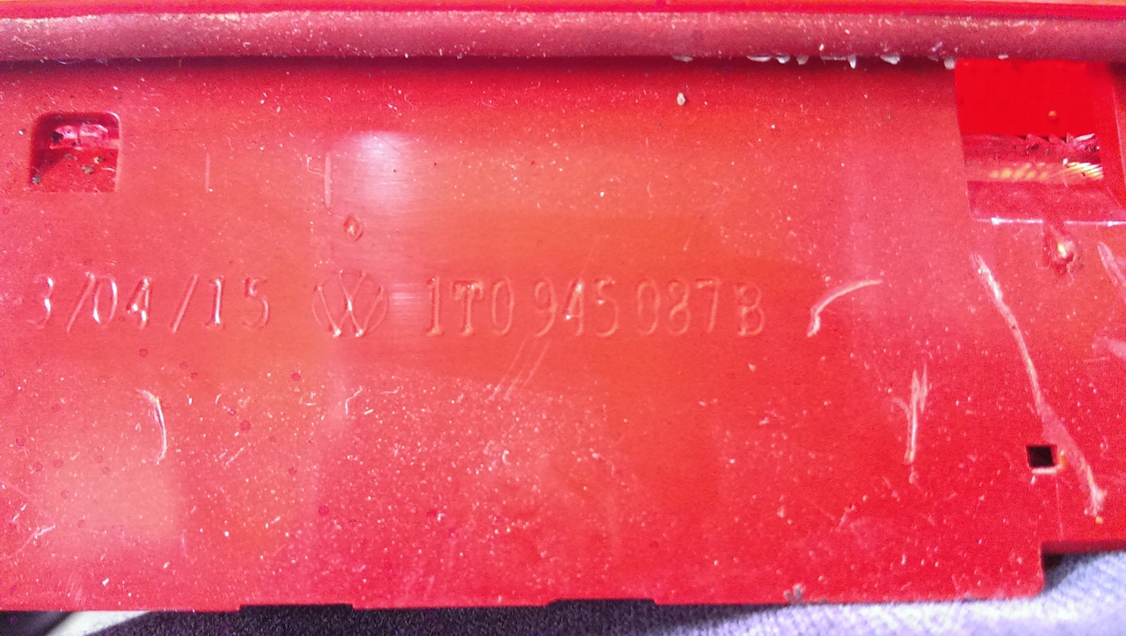 trzecie światło stop VW GOLF VII TOURAN 1T0945087B