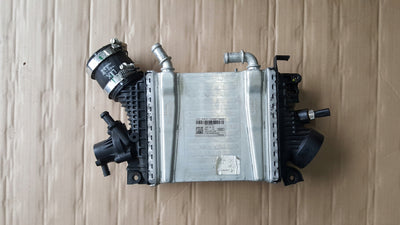 Chłodnica powietrza intercooler 059145803T AUDI A4 B9