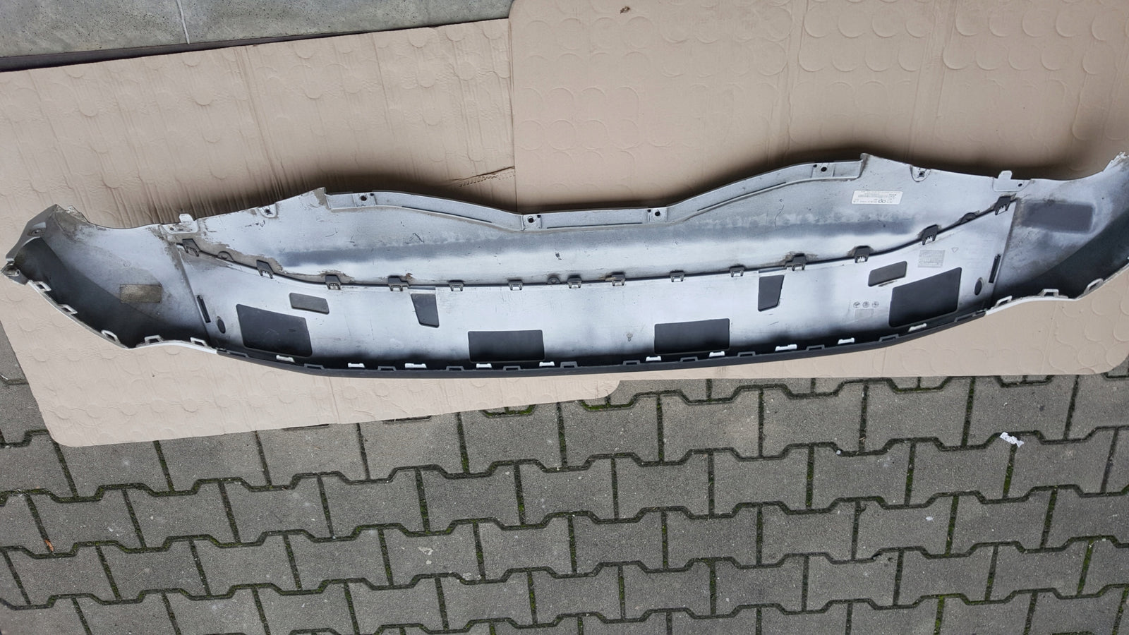 AUDI Q4 E-TRON SPOILER ZDERZAKA PRZÓD 89A807061A