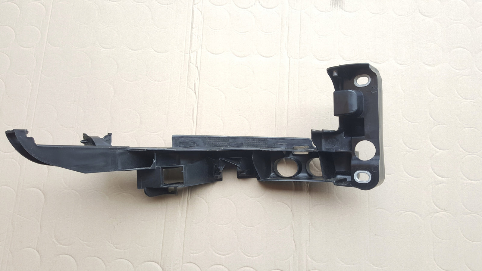 ŚLIZG MOCOWANIE LAMPY LEWEJ AUDI A3 LIFT 8P0805607