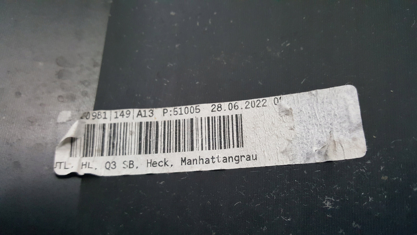 Narożnik zderzaka tylnego lewa strona AUDI Q3 83F807851 demontaż