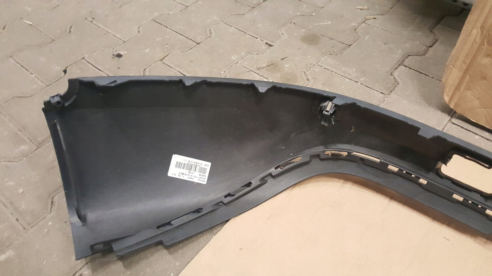 Spojler/dyfuzor/dołożenie zderzaka tylnego Audi Q3 8U 8U0 807 521 AN